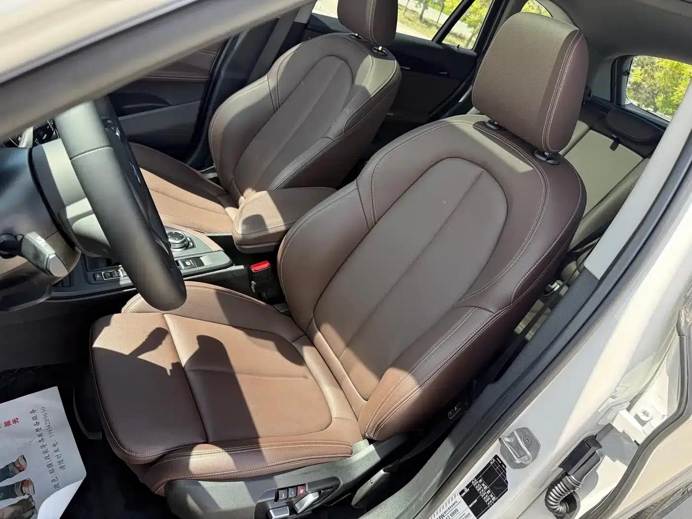 BMW X1 2022 sDrive25Li Leading Edition — миниатюра 40