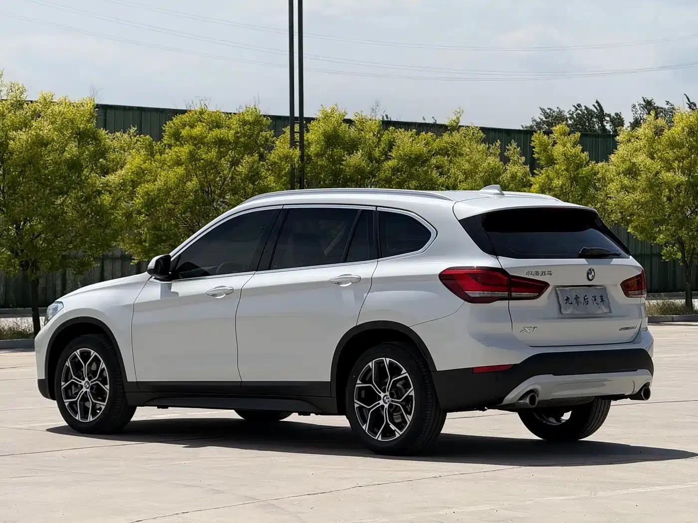 BMW X1 2022 sDrive25Li Leading Edition — миниатюра 5