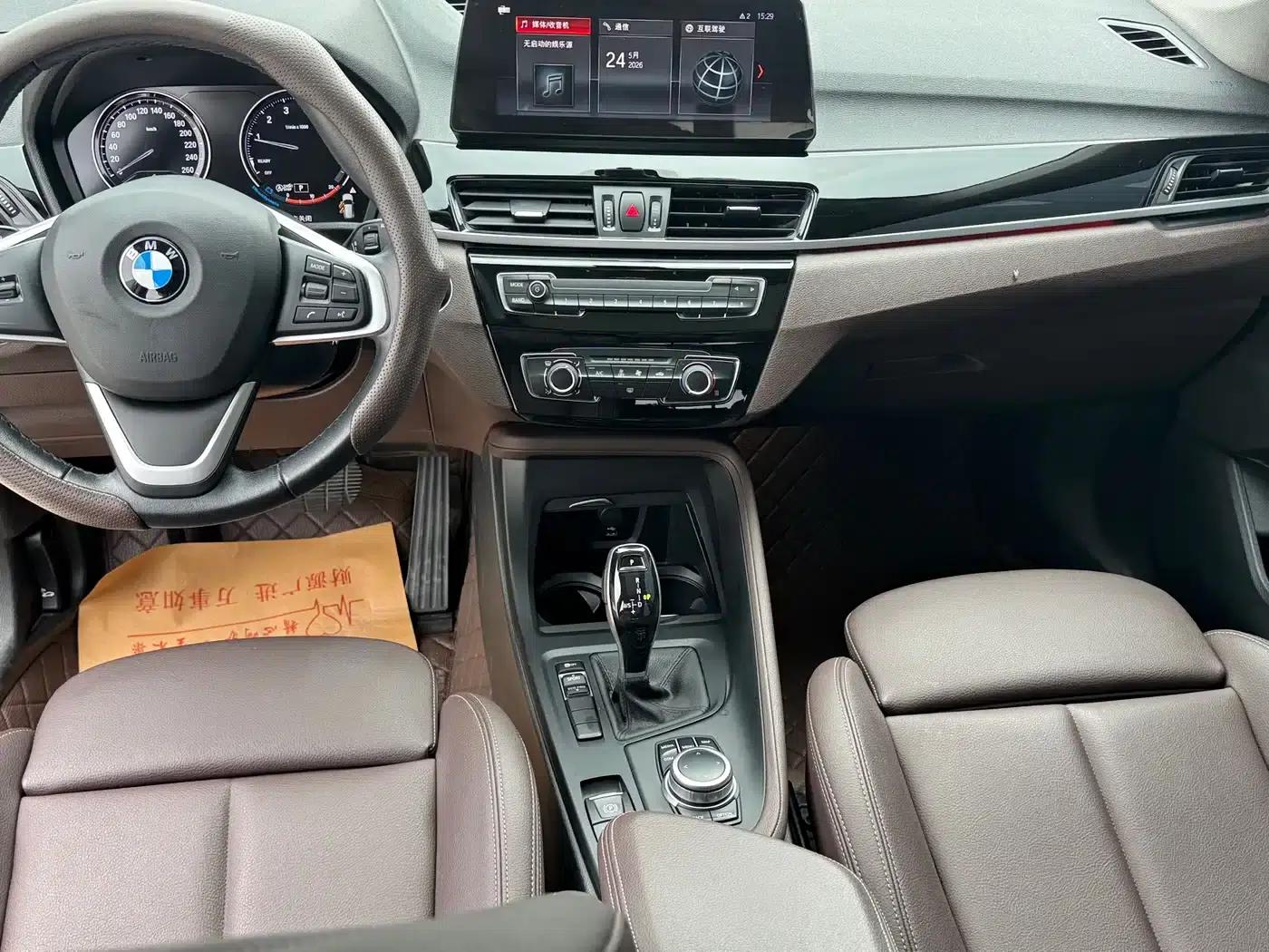 BMW X1 2021 sDrive20Li Fashion Edition — миниатюра 6