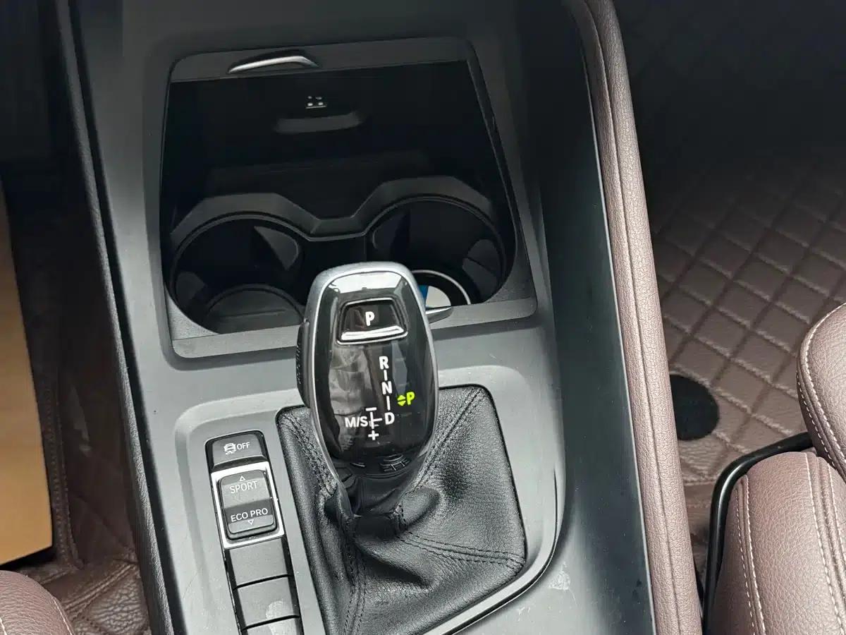 BMW X1 2021 sDrive20Li Fashion Edition — миниатюра 10