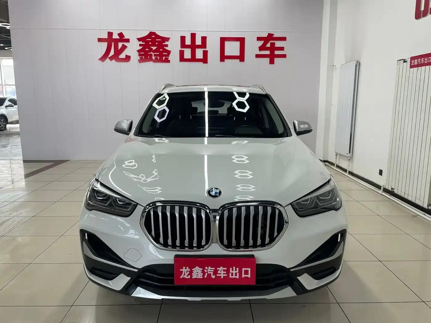 BMW X1 2022 sDrive20Li Fashion Edition — миниатюра 1