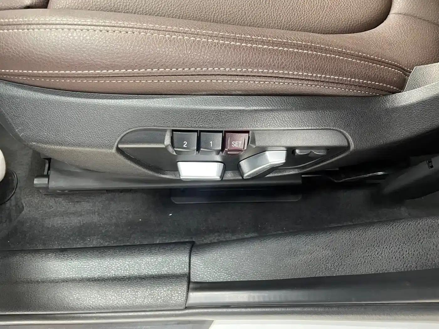 BMW X1 2022 sDrive20Li Fashion Edition — миниатюра 18
