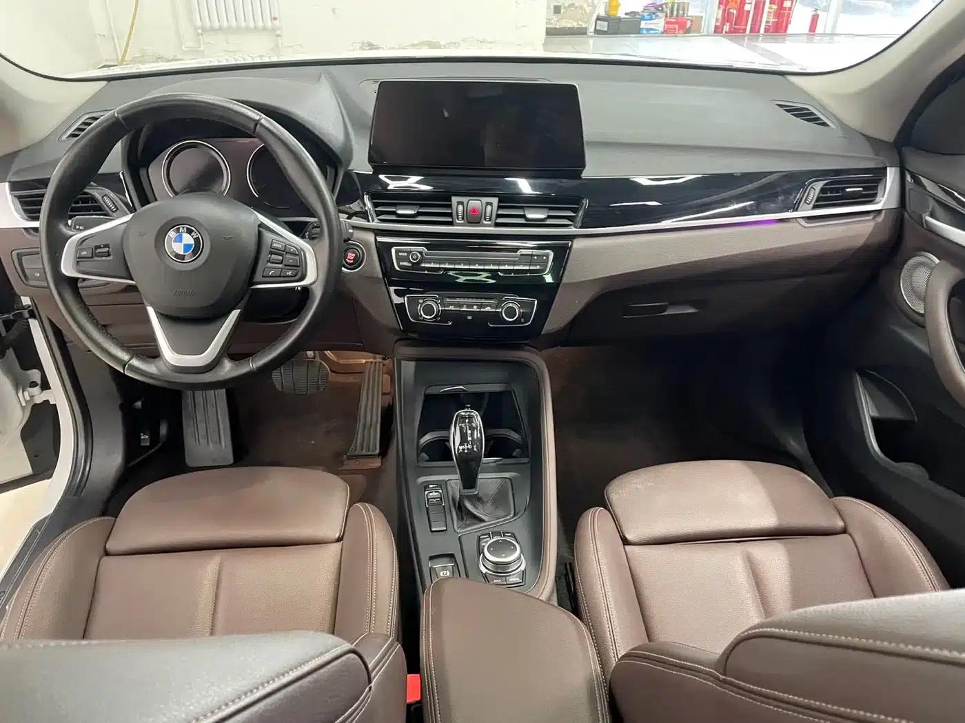 BMW X1 2022 sDrive20Li Fashion Edition — миниатюра 10