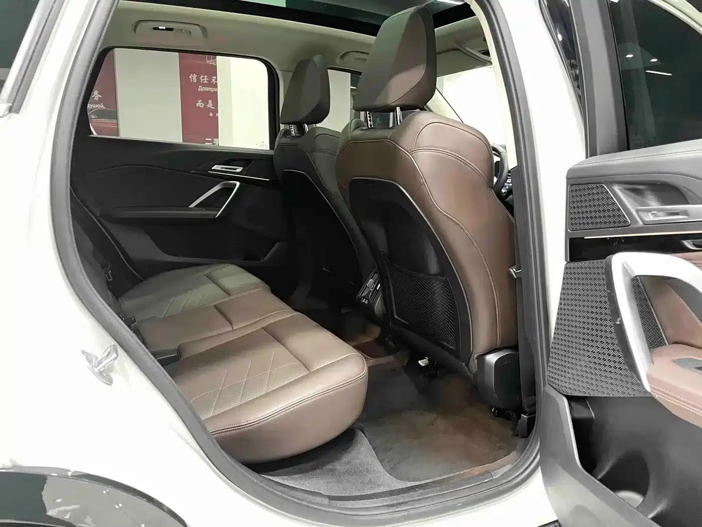 2023 BMW X1 sDrive20Li X Design Package — миниатюра 11