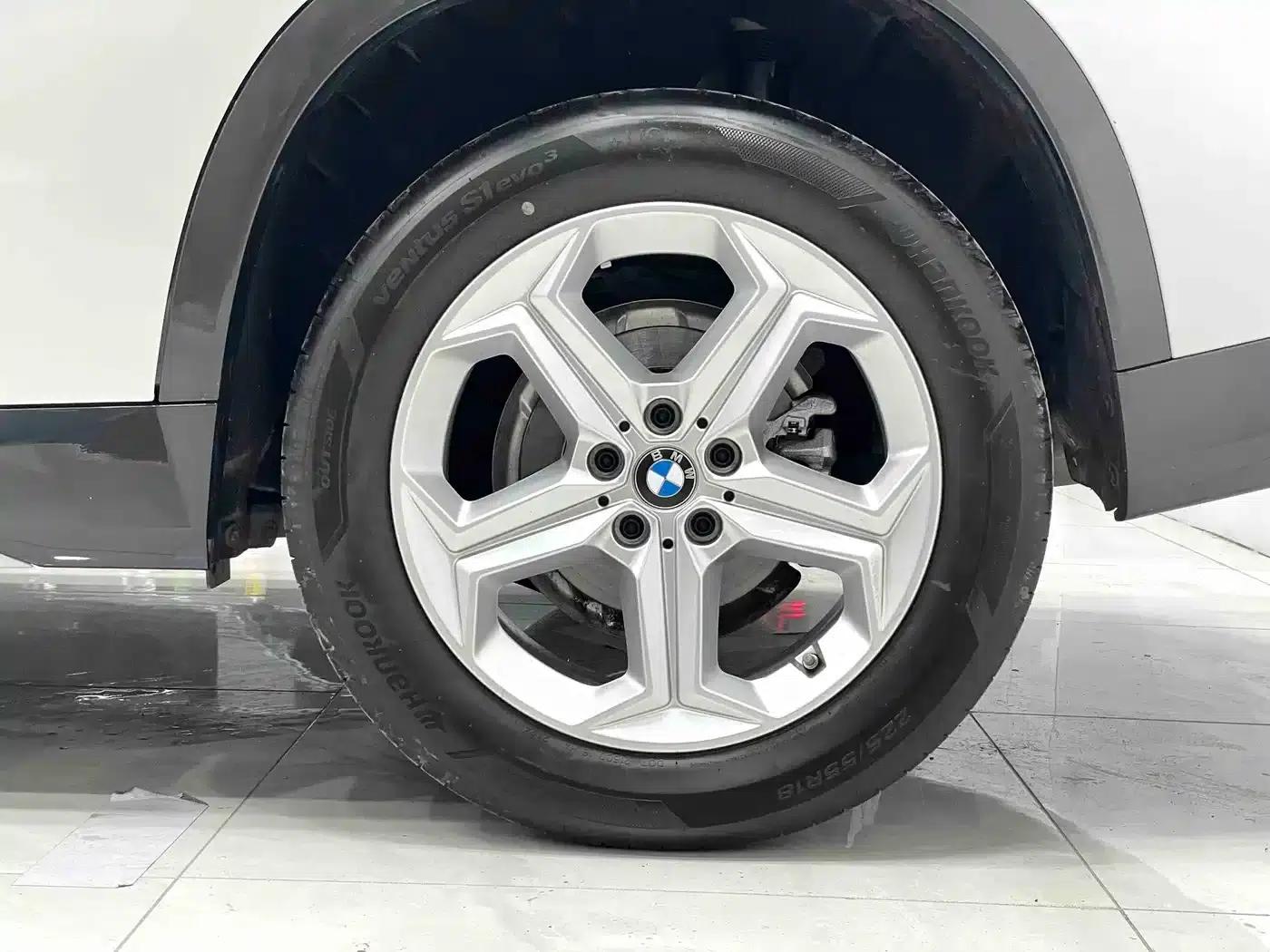 2023 BMW X1 sDrive20Li X Design Package — миниатюра 12