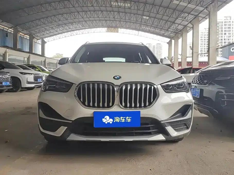 BMW X1 2021 Facelift sDrive20Li Premium — миниатюра 2