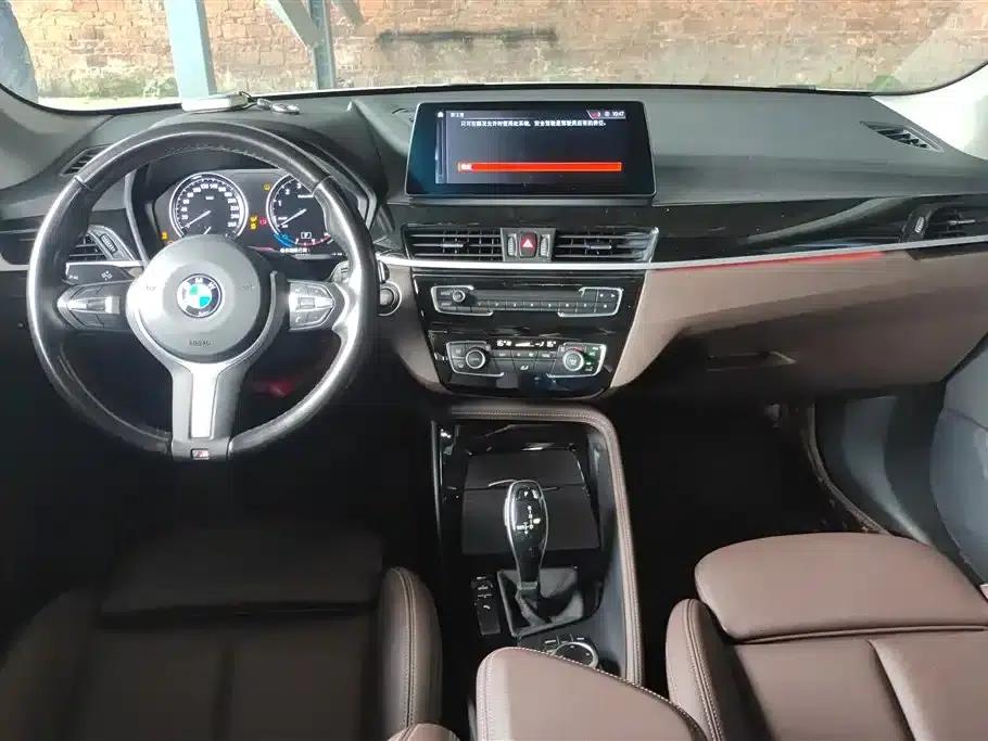 BMW X1 2021 Facelift sDrive20Li Premium — миниатюра 12