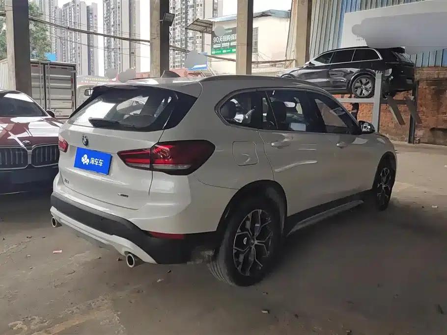 BMW X1 2021 Facelift sDrive20Li Premium — миниатюра 3