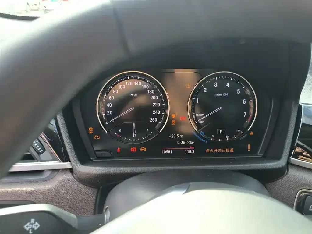 BMW X1 2022 sDrive20Li Fashion Edition — миниатюра 5