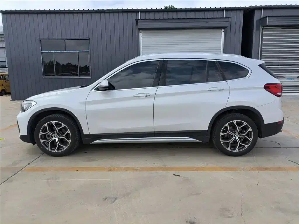 BMW X1 2022 sDrive20Li Fashion Edition — миниатюра 6
