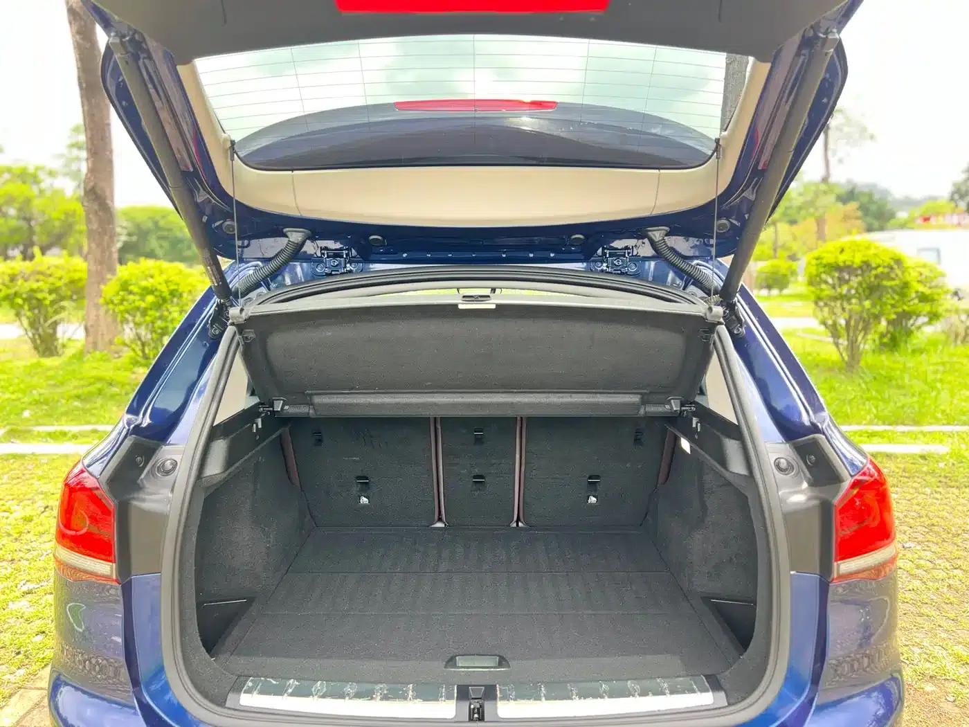 BMW X1 2020 sDrive25Li Leading Edition — миниатюра 18