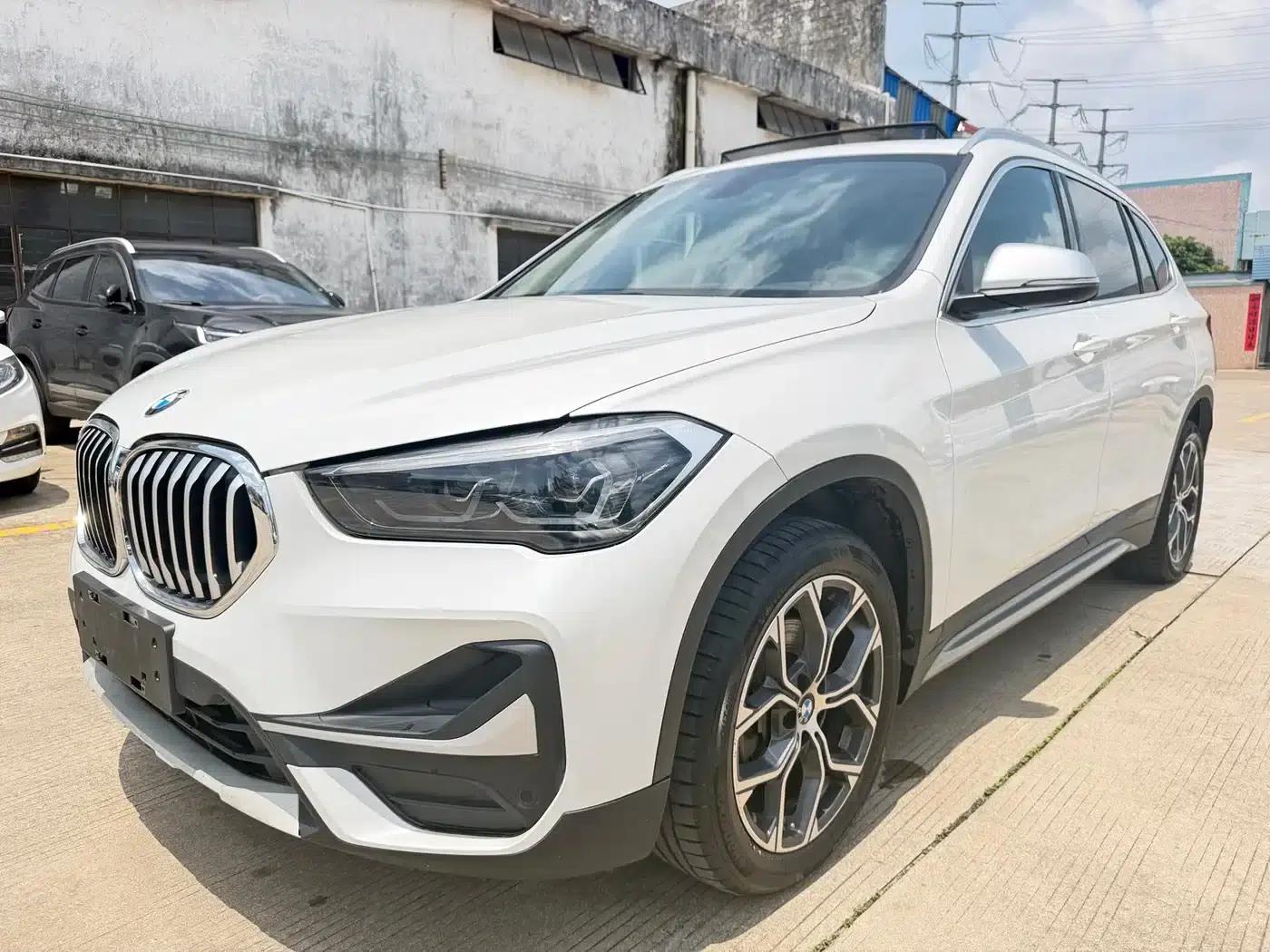 BMW X1 2022 sDrive20Li Premium — миниатюра 1