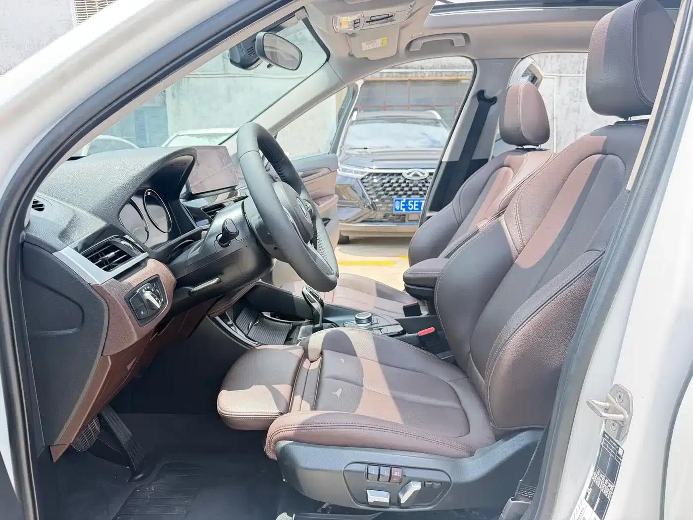 BMW X1 2022 sDrive20Li Premium — миниатюра 11