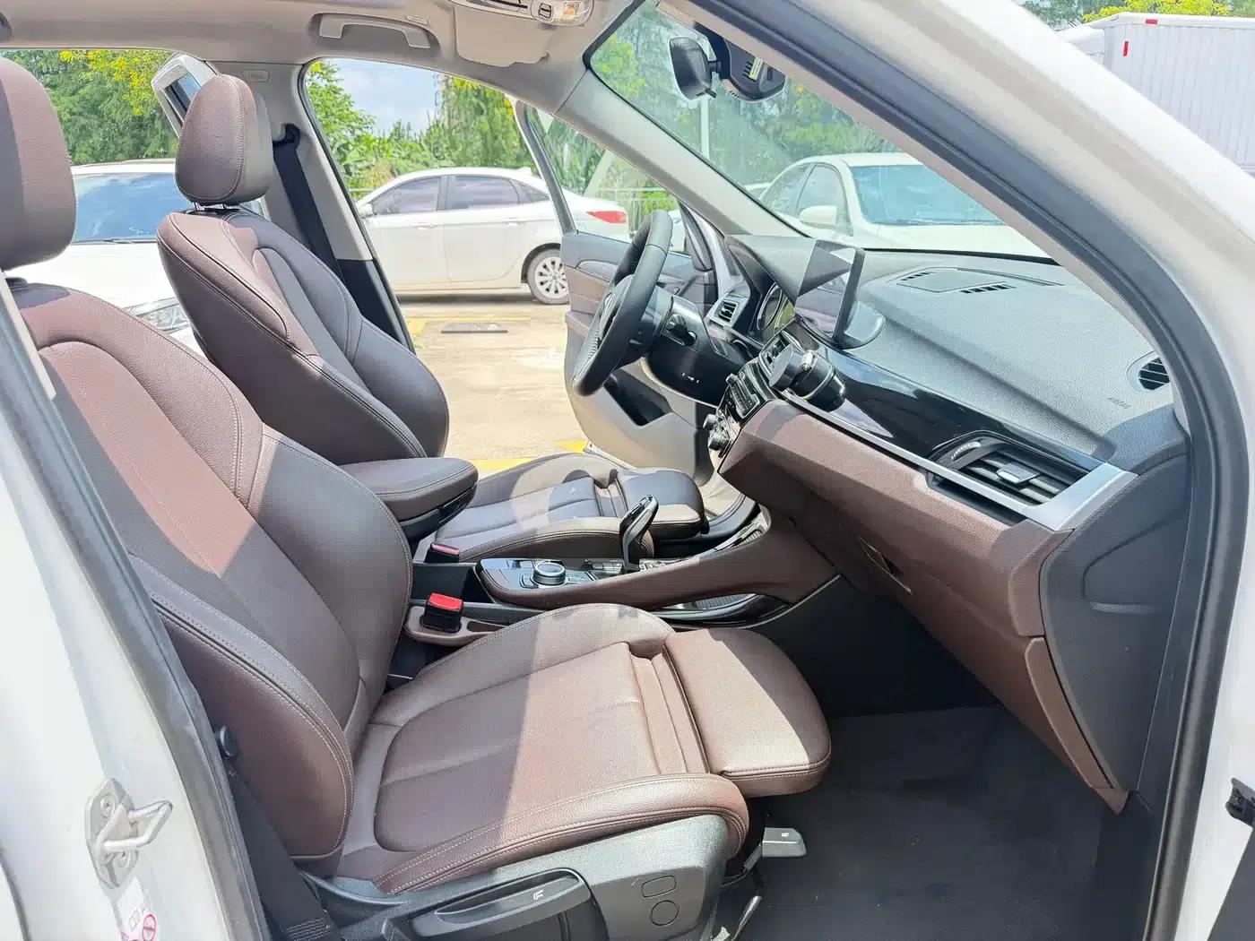 BMW X1 2022 sDrive20Li Premium — миниатюра 14