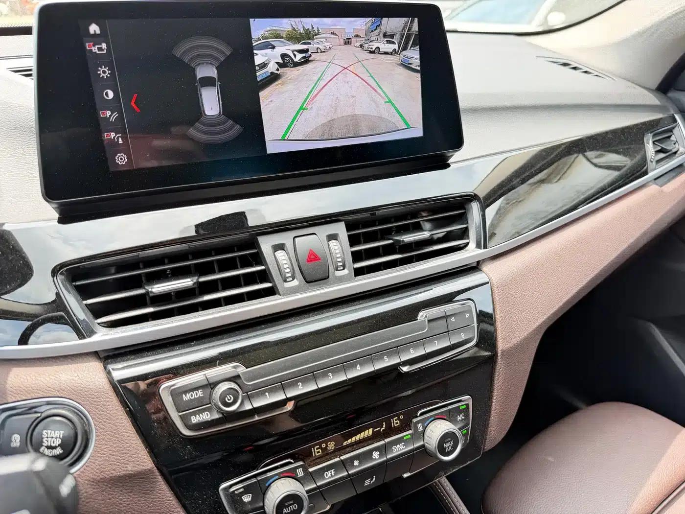 BMW X1 2022 sDrive20Li Premium — миниатюра 16