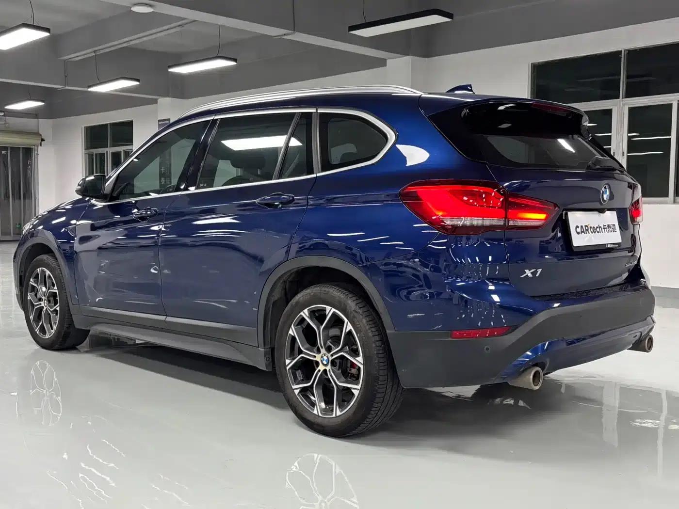 BMW X1 2020 sDrive25Li Leading Edition — миниатюра 4