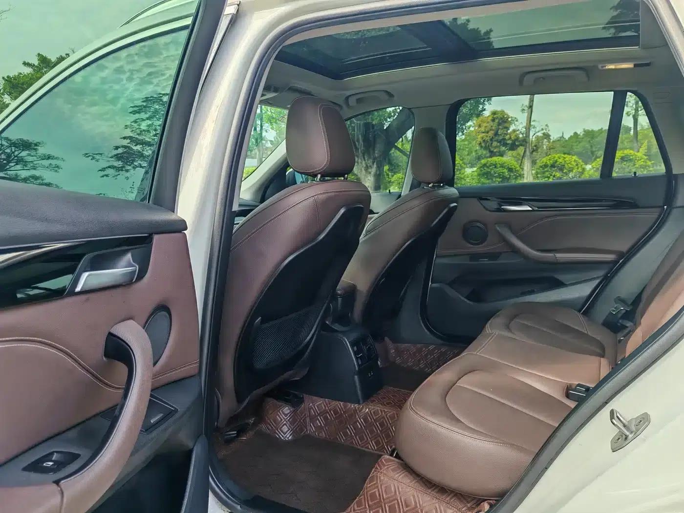 BMW X1 2020 sDrive20Li Premium — миниатюра 8