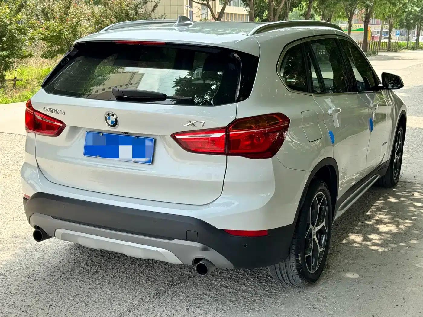 BMW X1 2016 sDrive20Li Luxury — миниатюра 4
