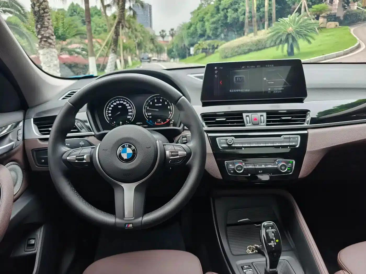 BMW X1 2022 sDrive25Li Leading Edition — миниатюра 7