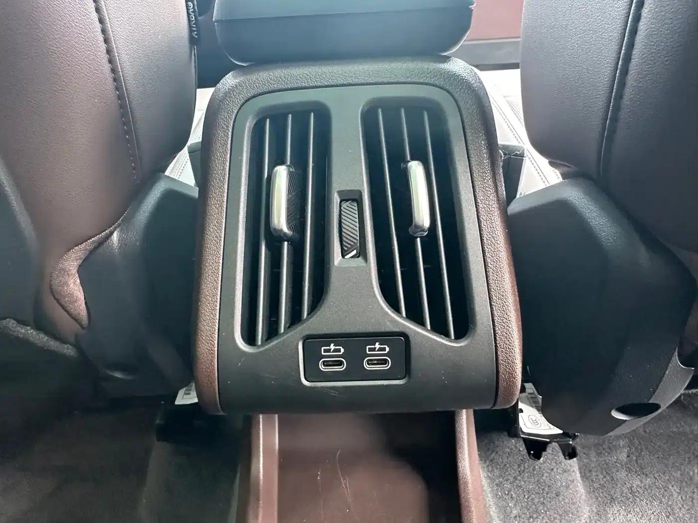 2023 BMW X1 sDrive20Li X Design Package — миниатюра 14
