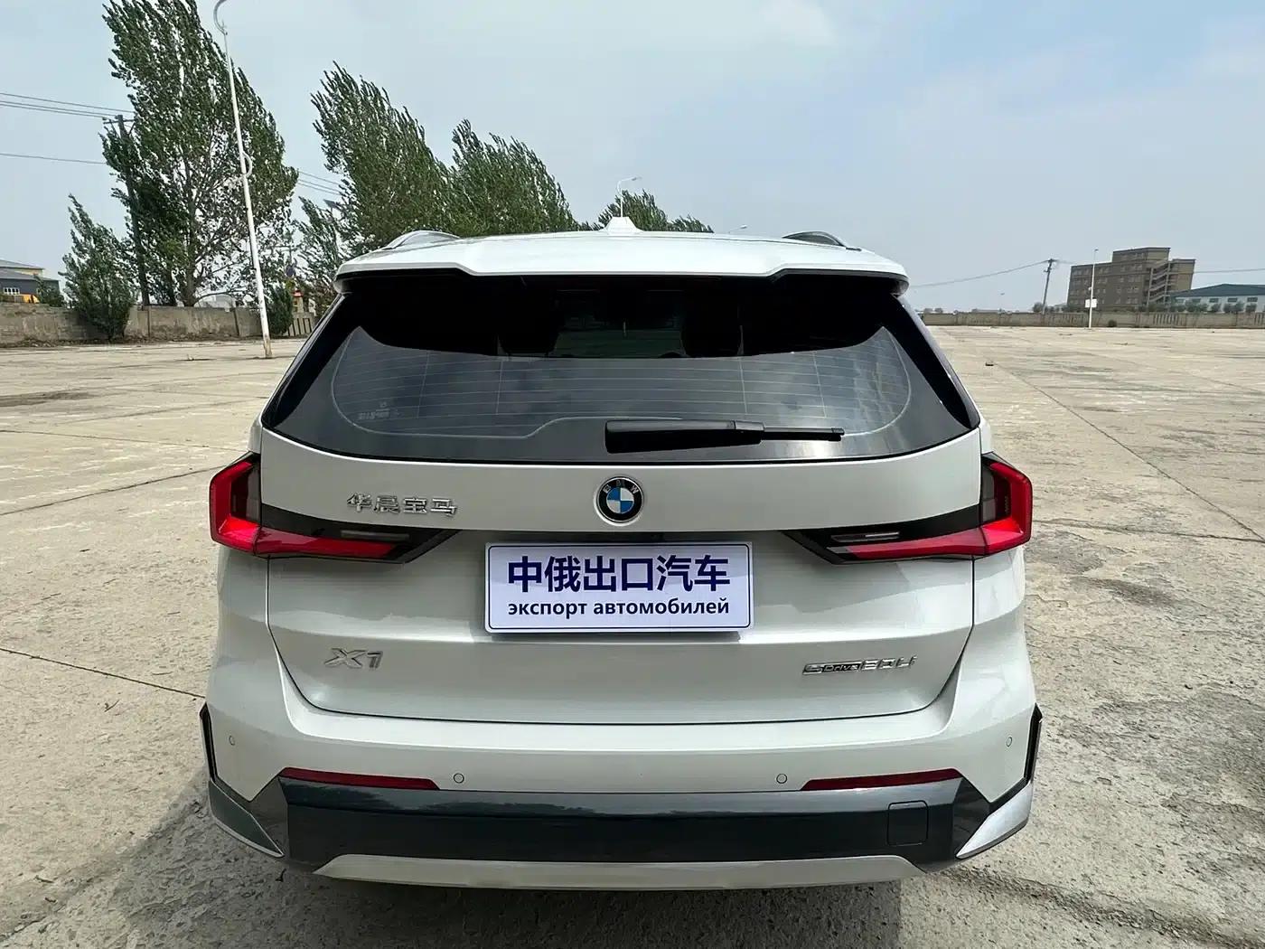 2023 BMW X1 sDrive20Li X Design Package — миниатюра 18