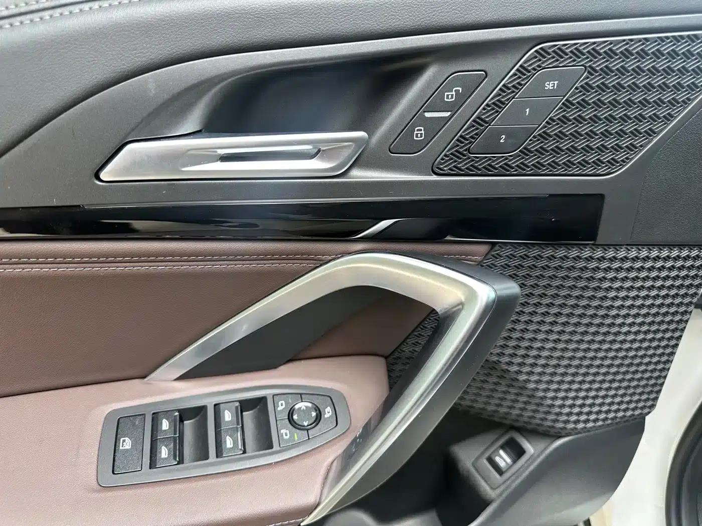 2023 BMW X1 sDrive20Li X Design Package — миниатюра 4
