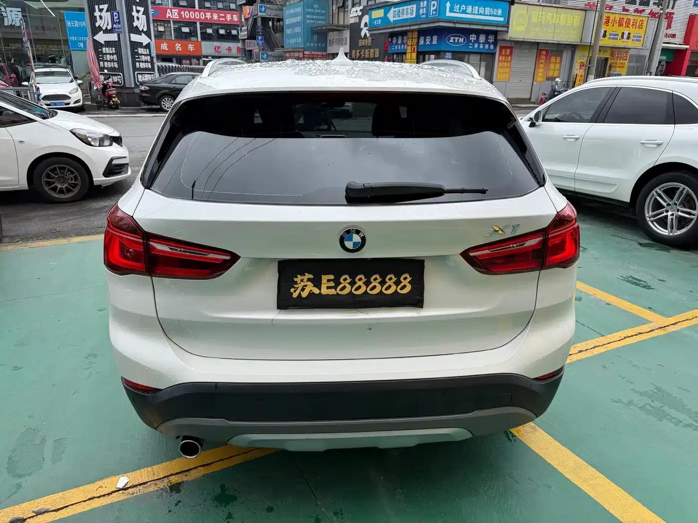BMW X1 2018 sDrive18Li Premium — миниатюра 18
