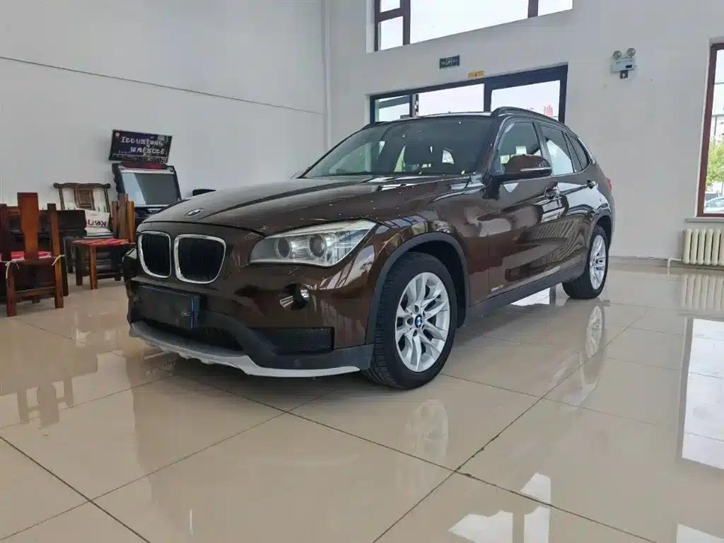 BMW X1 2014 sDrive18i Leading Edition — миниатюра 1