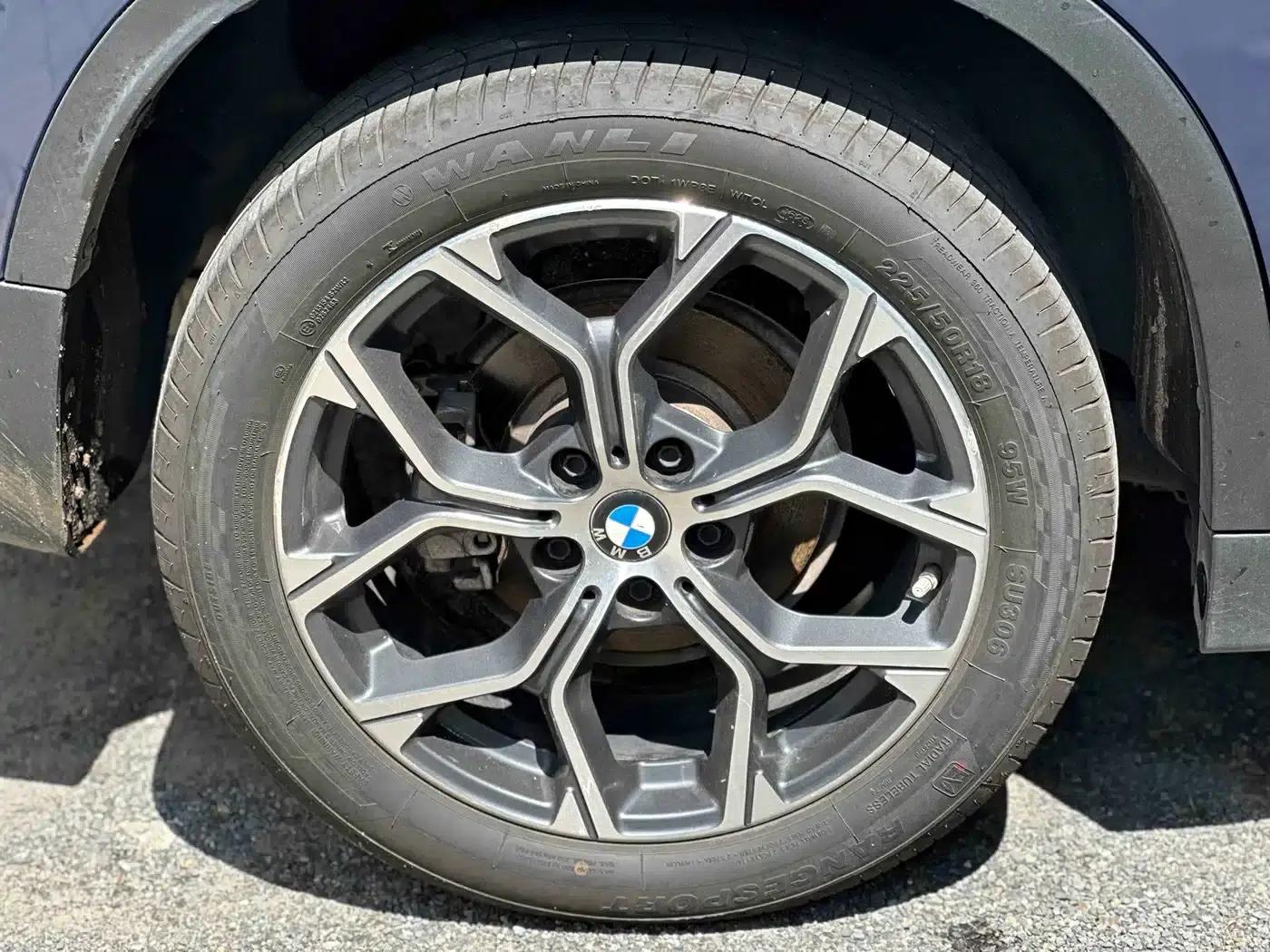 BMW X1 2020 sDrive25Li Leading Edition — миниатюра 12