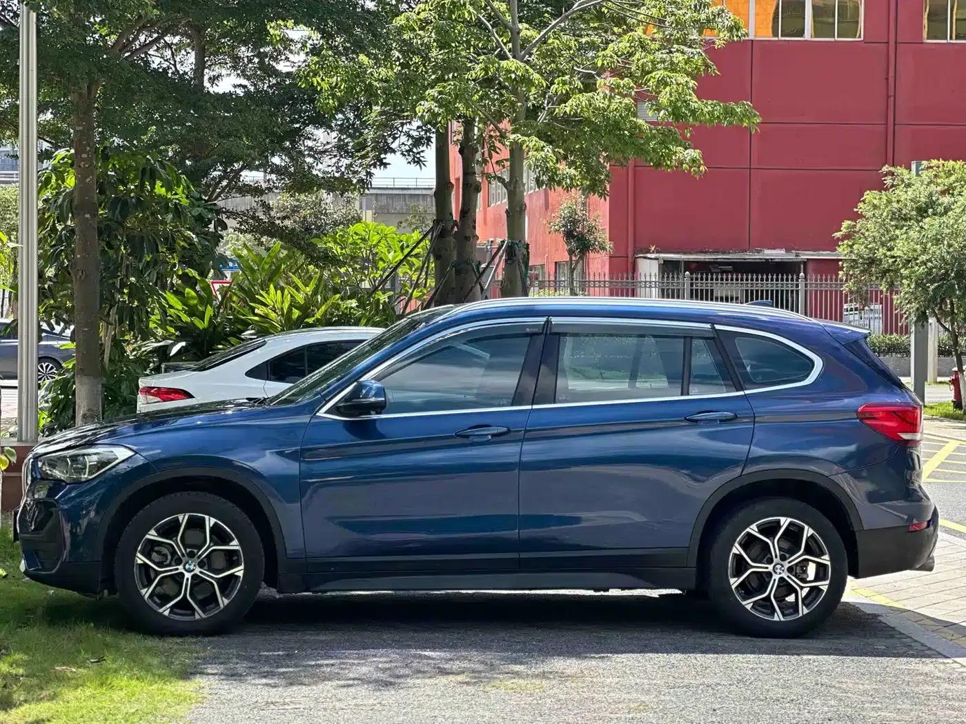BMW X1 2020 sDrive25Li Leading Edition — миниатюра 14