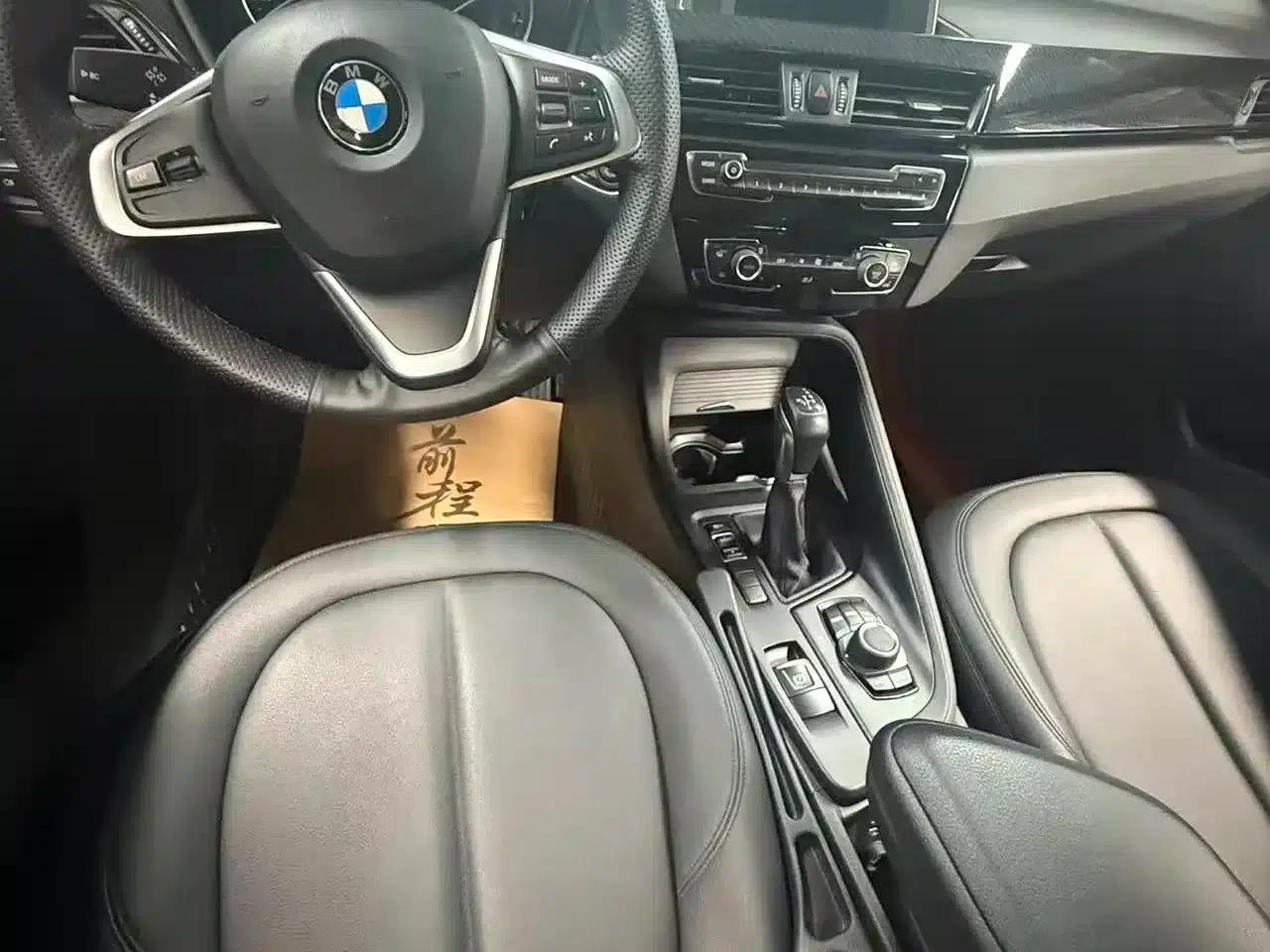 BMW X1 2018 sDrive20Li Leading Edition — миниатюра 6