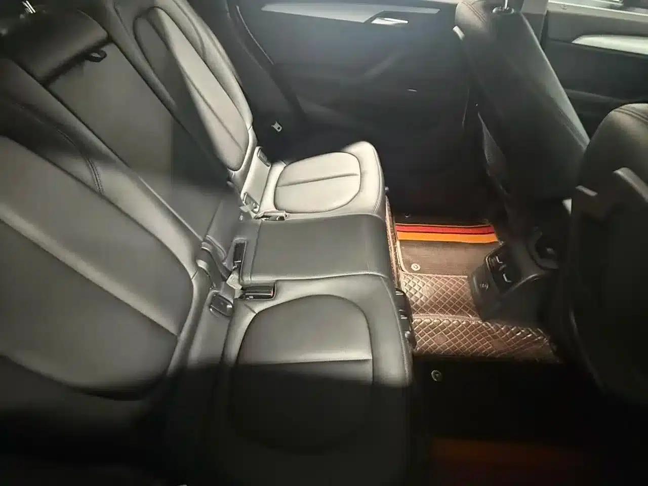BMW X1 2018 sDrive20Li Leading Edition — миниатюра 8