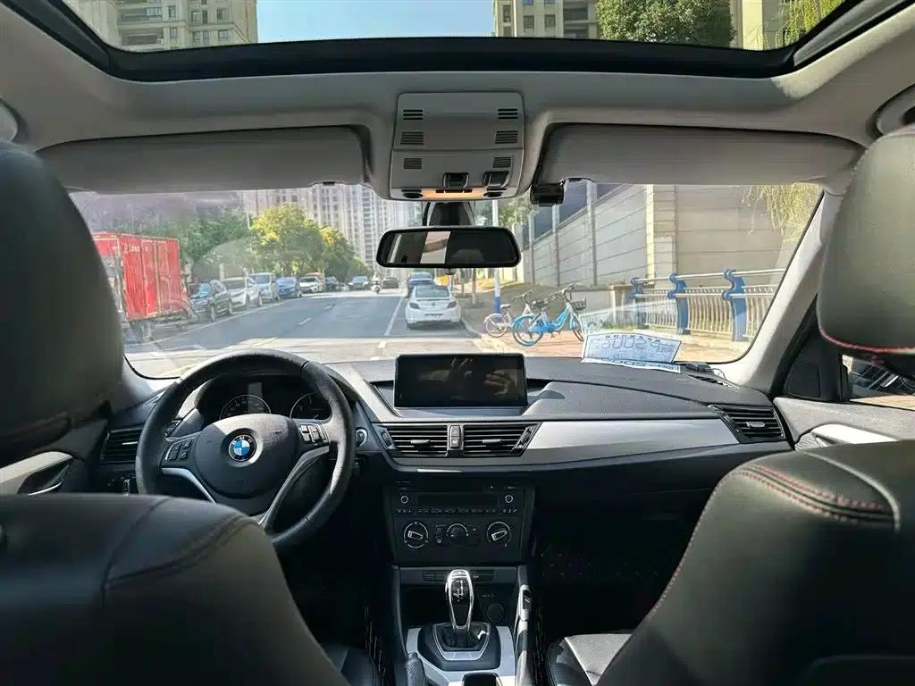 BMW X1 2014 sDrive18i Fashion Edition — миниатюра 4