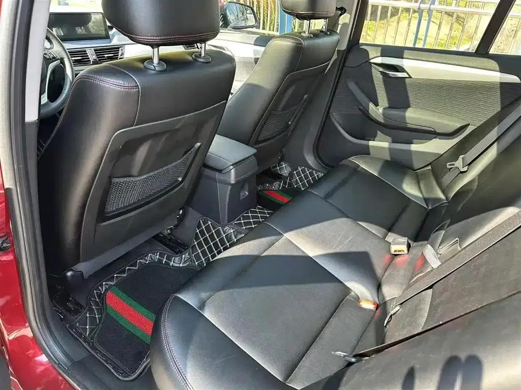 BMW X1 2014 sDrive18i Fashion Edition — миниатюра 5