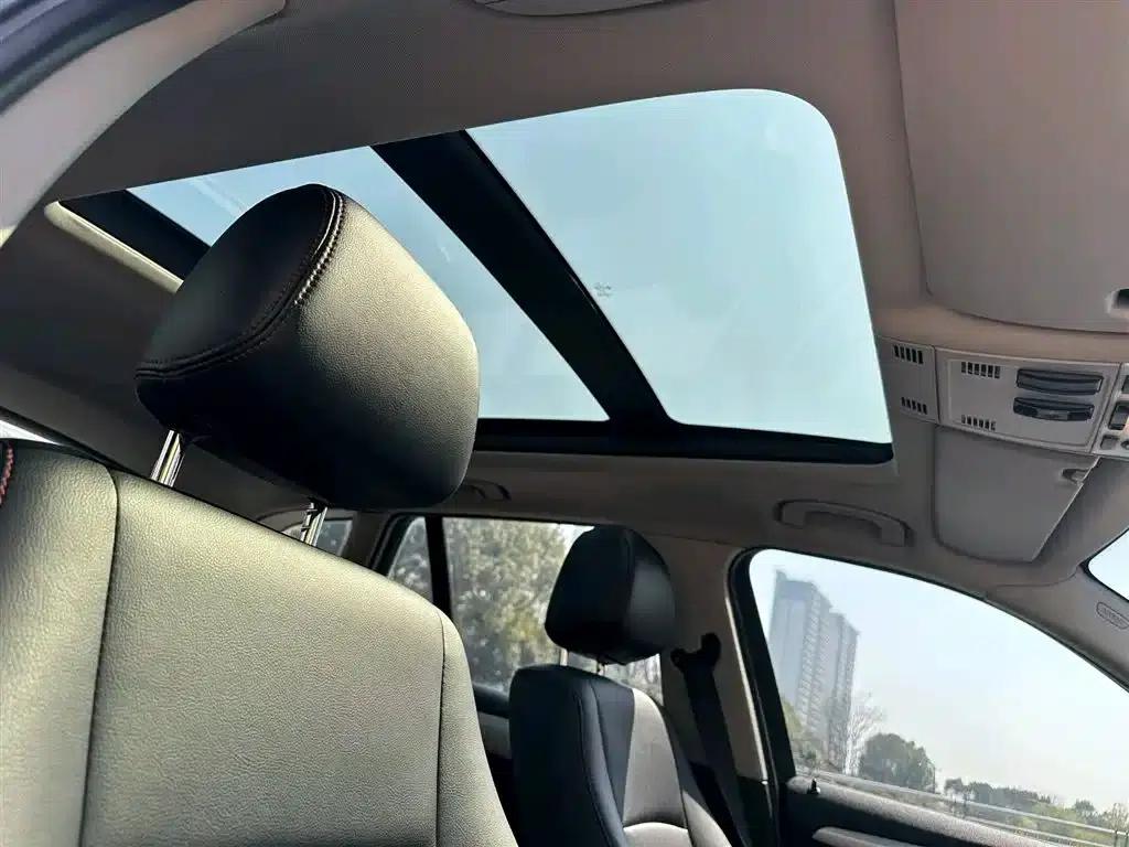 BMW X1 2014 sDrive18i Fashion Edition — миниатюра 7