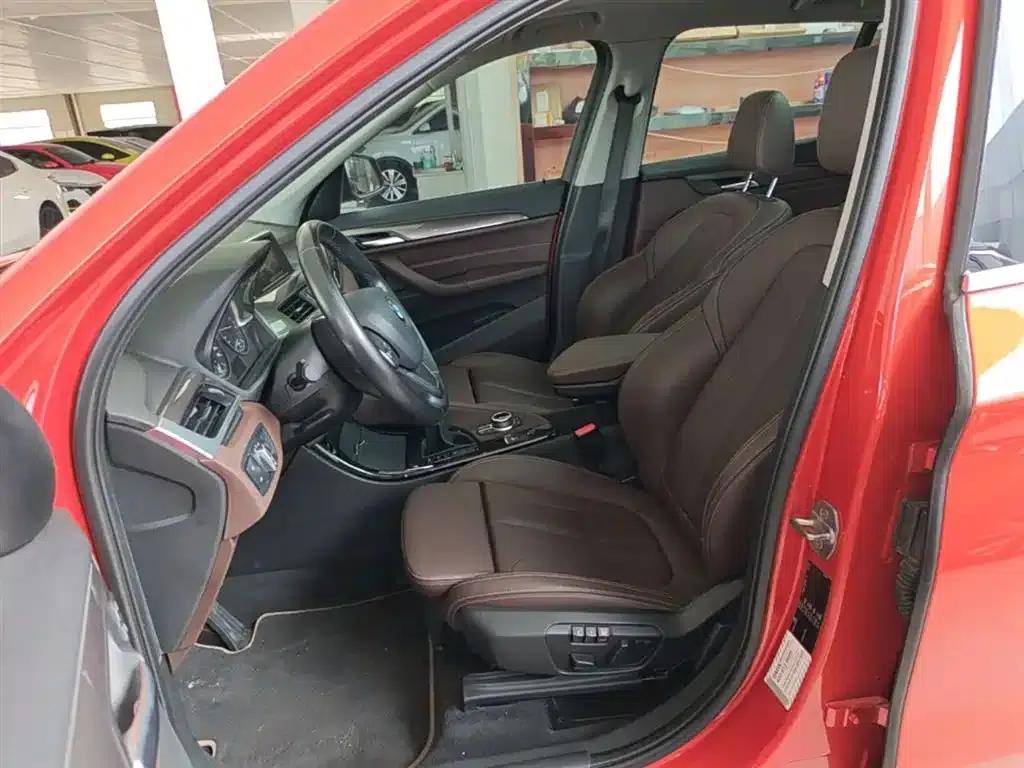 BMW X1 2016 sDrive20Li Luxury — миниатюра 14