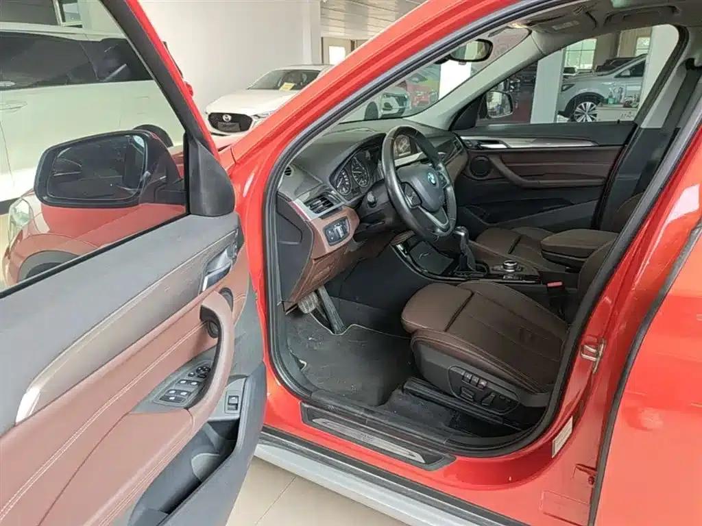 BMW X1 2016 sDrive20Li Luxury — миниатюра 15