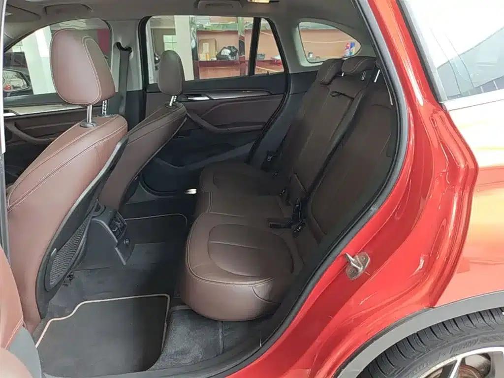 BMW X1 2016 sDrive20Li Luxury — миниатюра 16