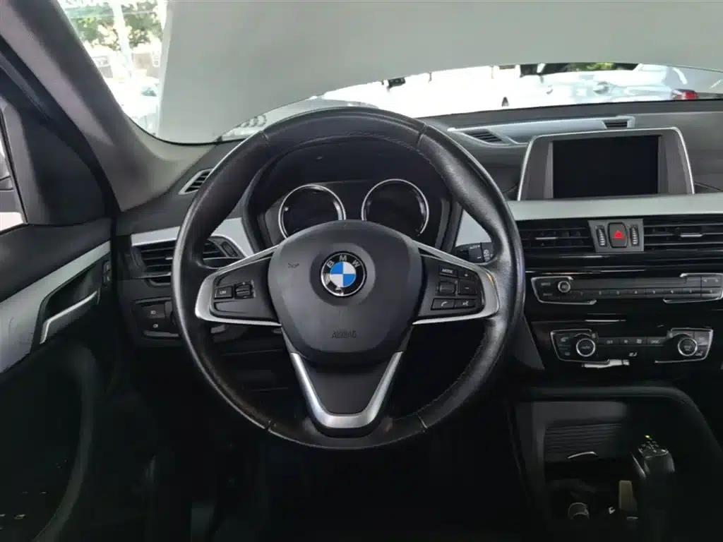 BMW X1 2019 sDrive20Li Leading Edition — миниатюра 11