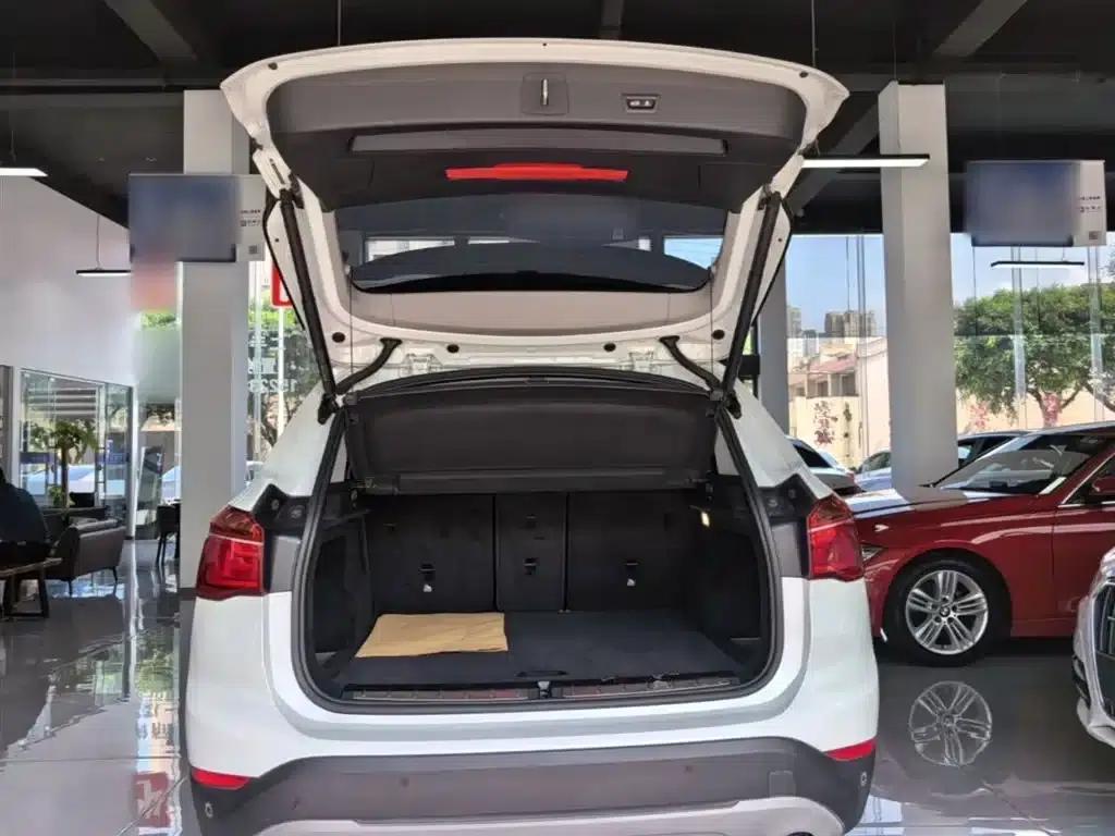 BMW X1 2019 sDrive20Li Leading Edition — миниатюра 19