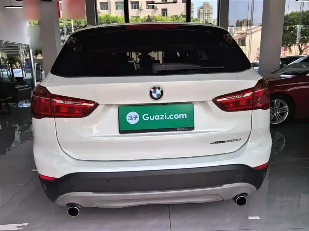BMW X1 2019 sDrive20Li Leading Edition — миниатюра 6