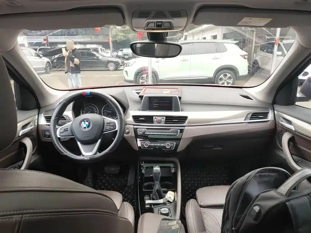 BMW X1 2018 sDrive18Li Premium — миниатюра 6