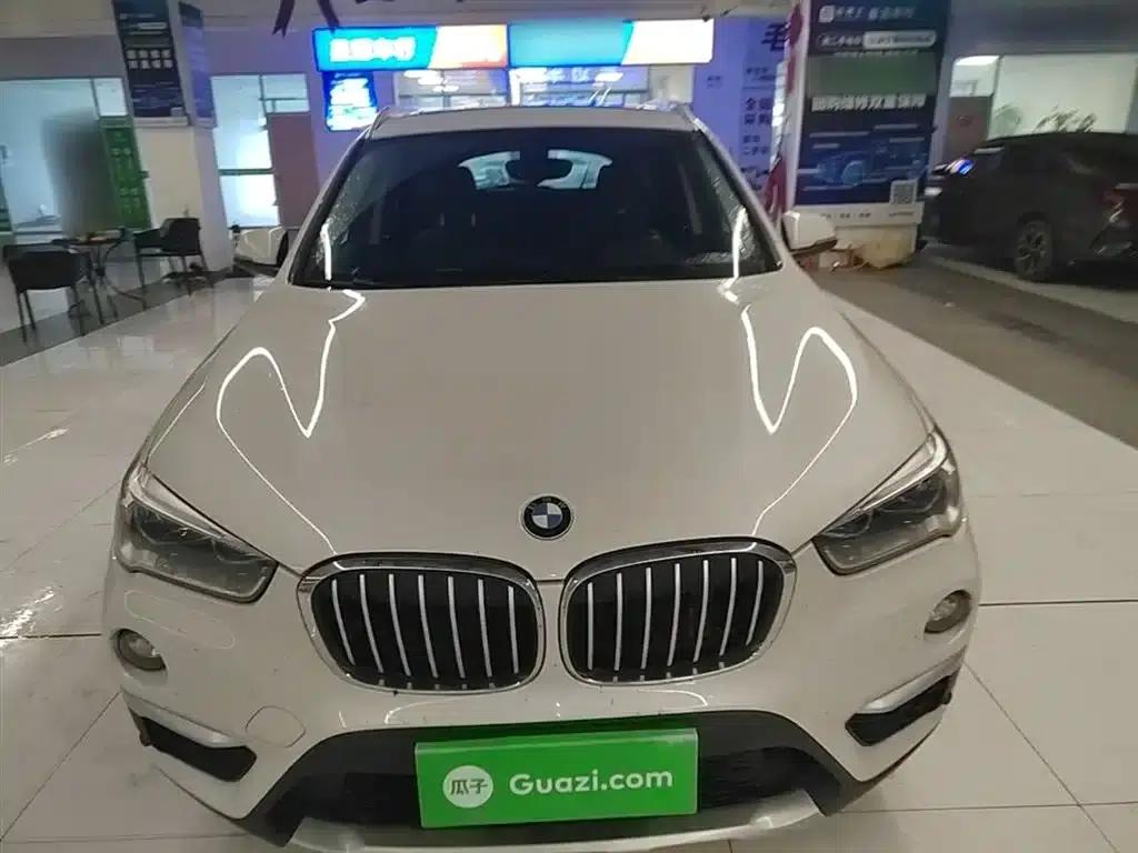 BMW X1 2016 sDrive20Li Luxury — миниатюра 3