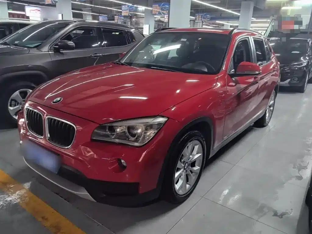 BMW X1 2013 sDrive18i Leading Edition — миниатюра 2