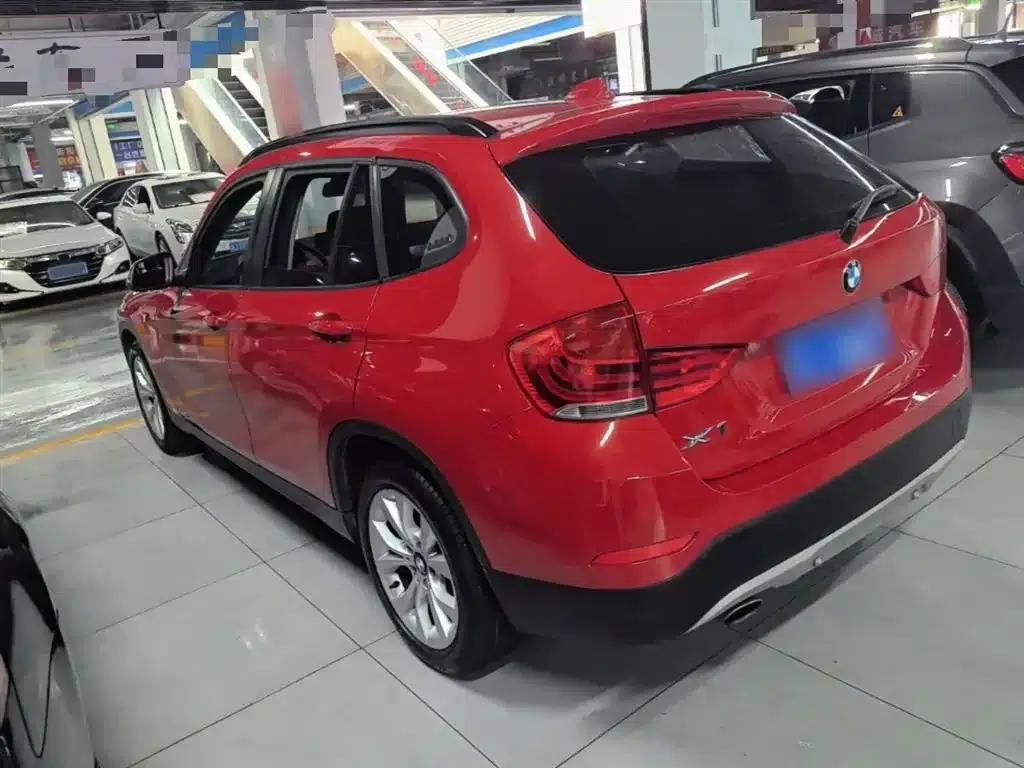 BMW X1 2013 sDrive18i Leading Edition — миниатюра 5