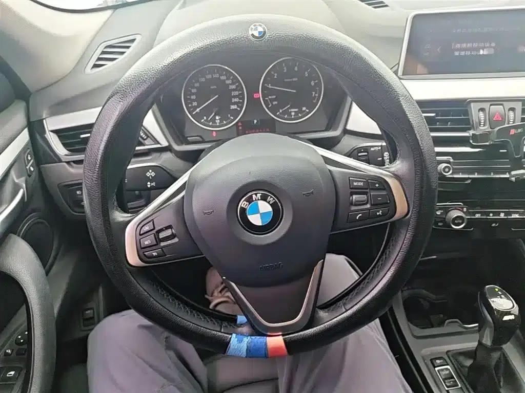 BMW X1 2018 sDrive20Li Leading Edition — миниатюра 11