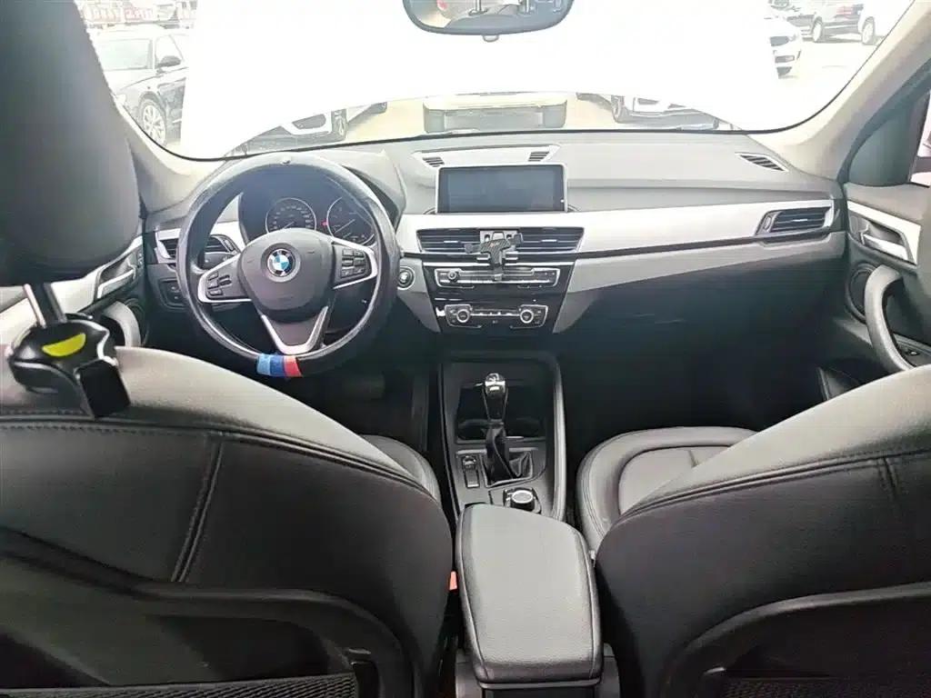 BMW X1 2018 sDrive20Li Leading Edition — миниатюра 10