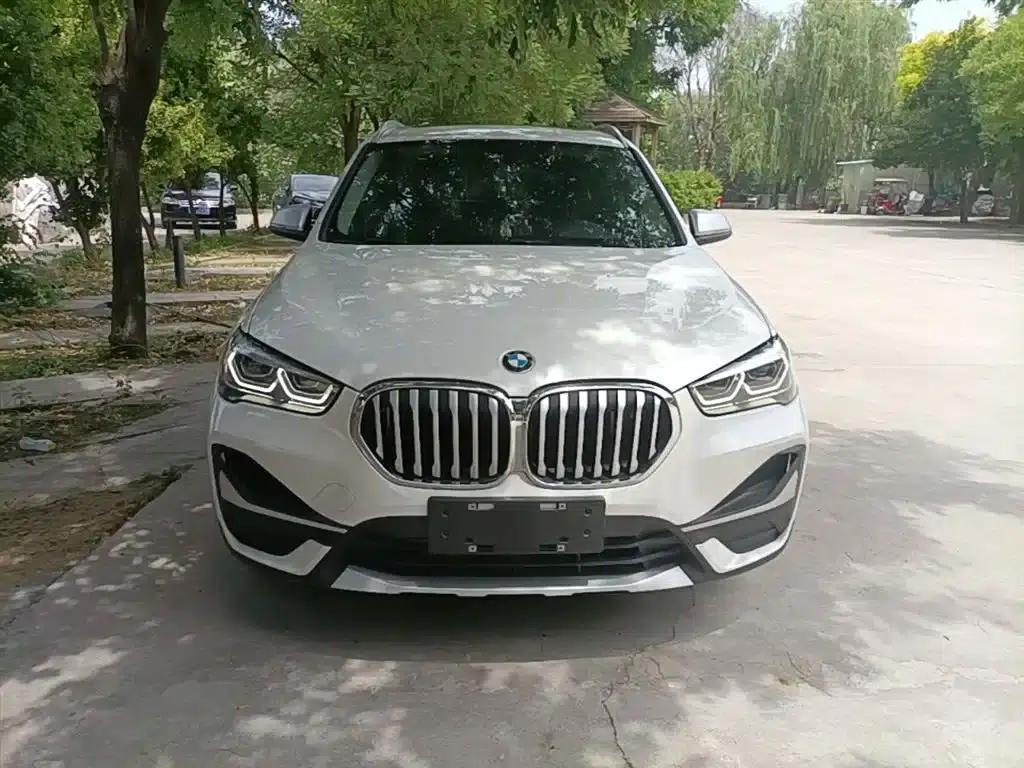BMW X1 2022 xDrive25Li Premium — миниатюра 3