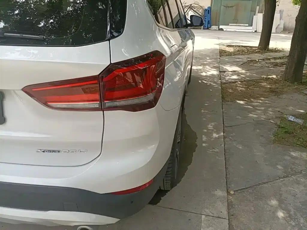 BMW X1 2022 xDrive25Li Premium — миниатюра 7