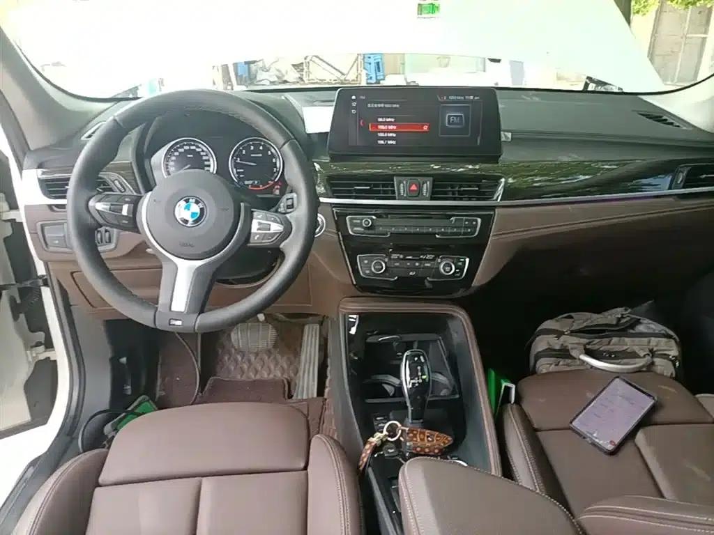 BMW X1 2022 xDrive25Li Premium — миниатюра 9